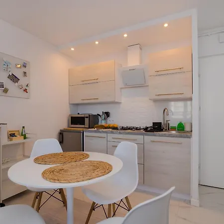 Shortstaypoland Batorego Apartment
