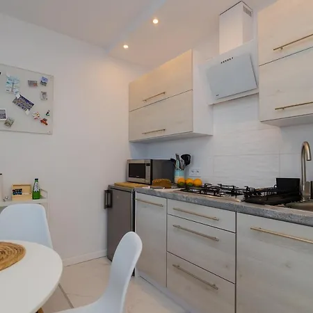 Shortstaypoland Batorego Apartment Warsaw